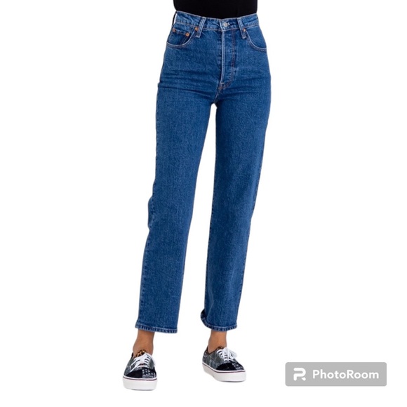 Levi's Denim - Levi's Ribcage Straight Ankle Jeans Medium Wash Women’s Size 27